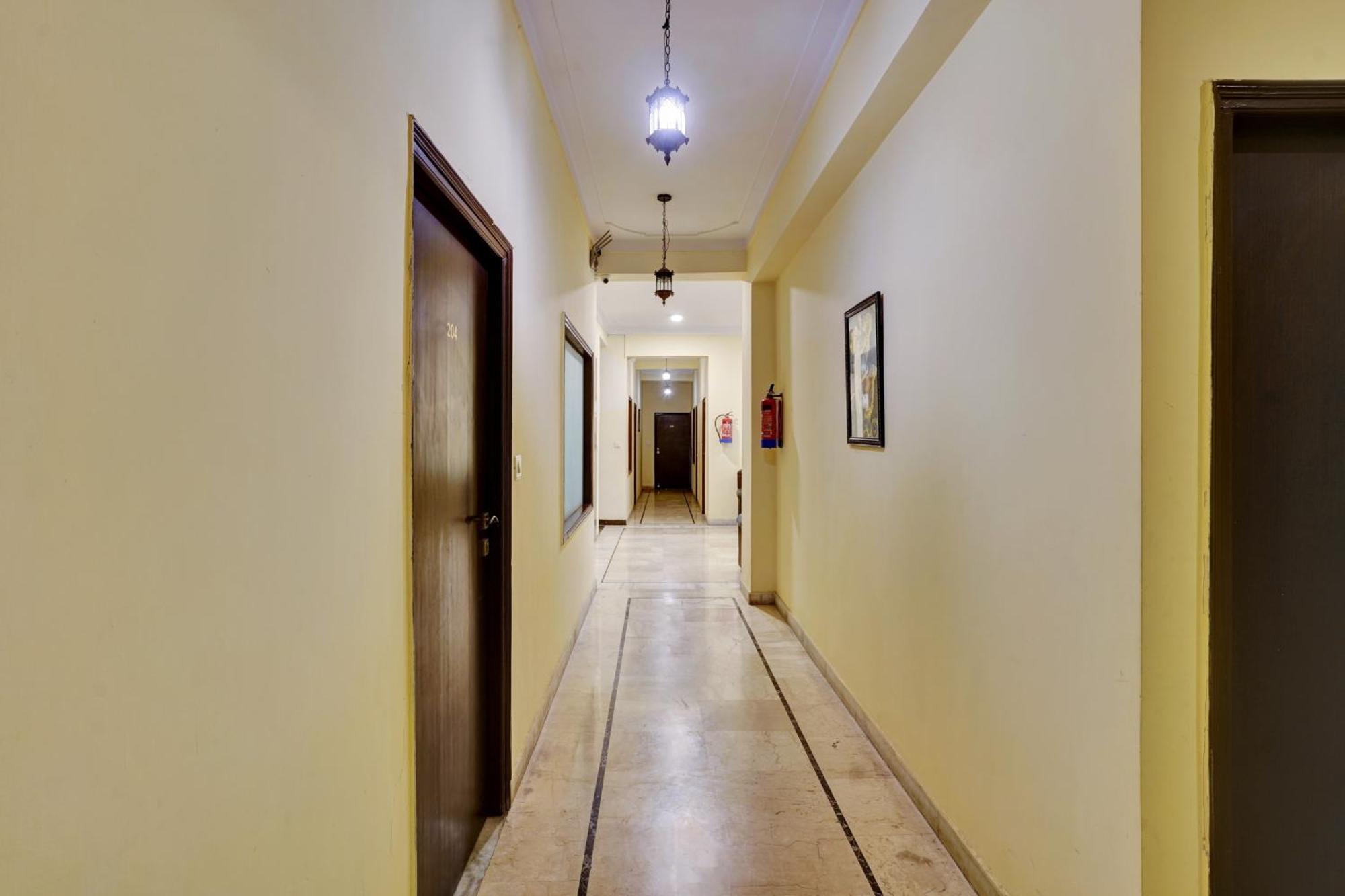 Hotel O Alba Valley Udaipur Exteriör bild