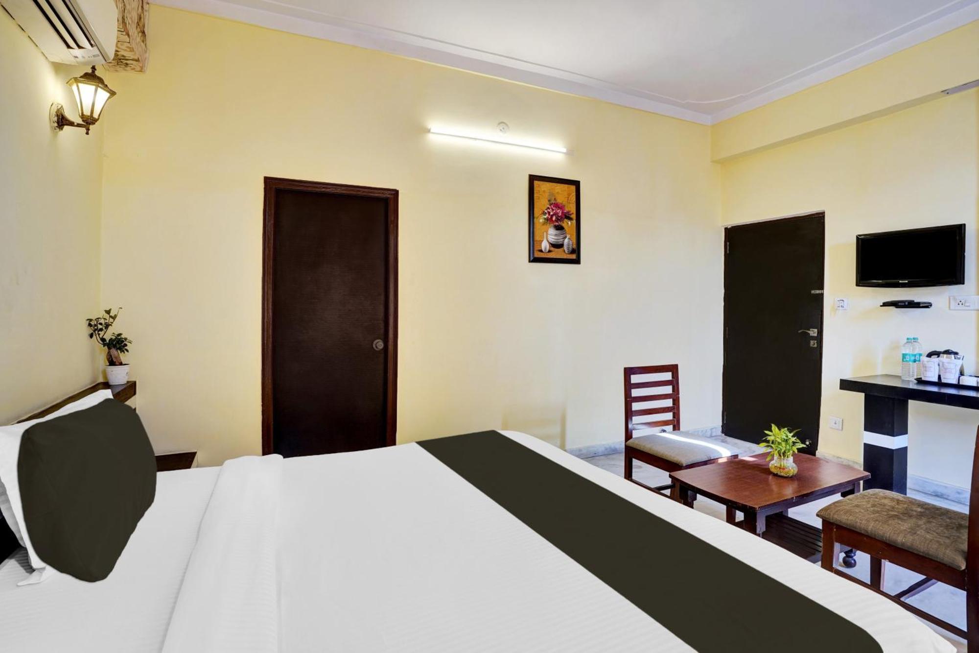Hotel O Alba Valley Udaipur Exteriör bild